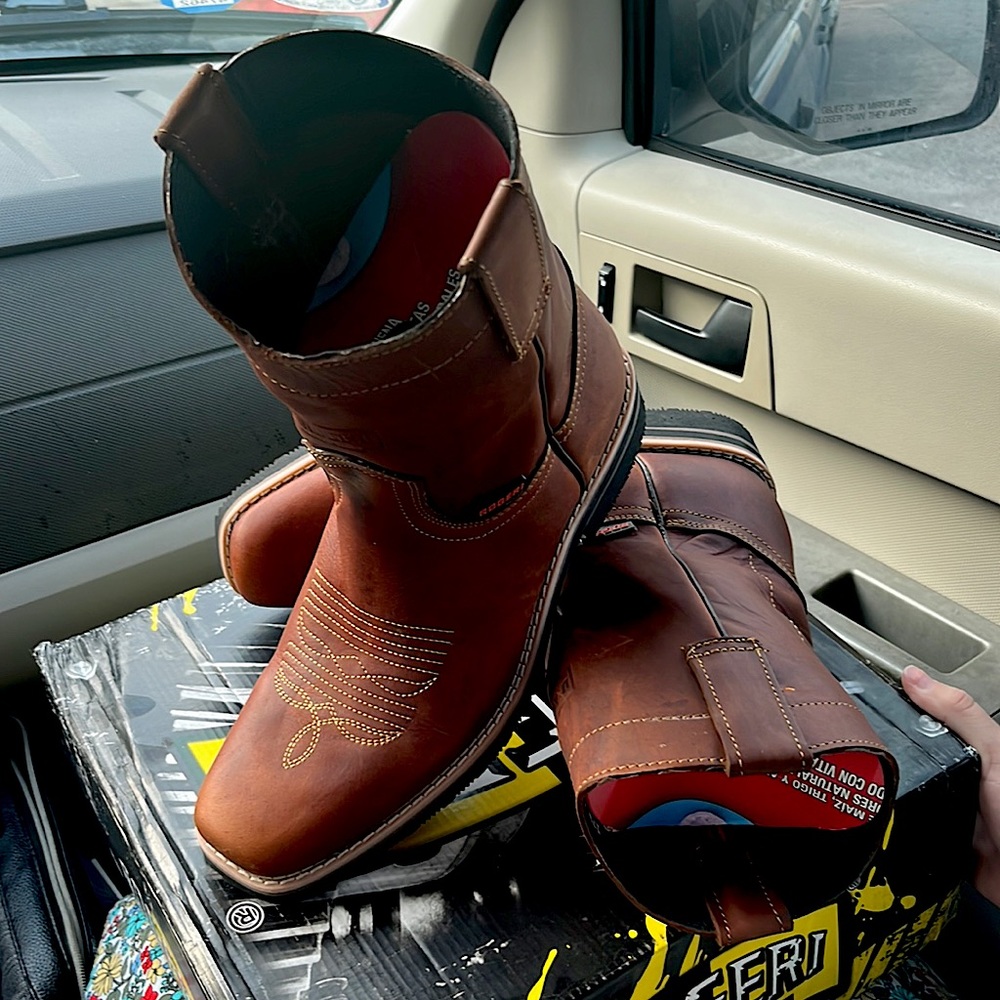 Men Work Boot Size 9.5